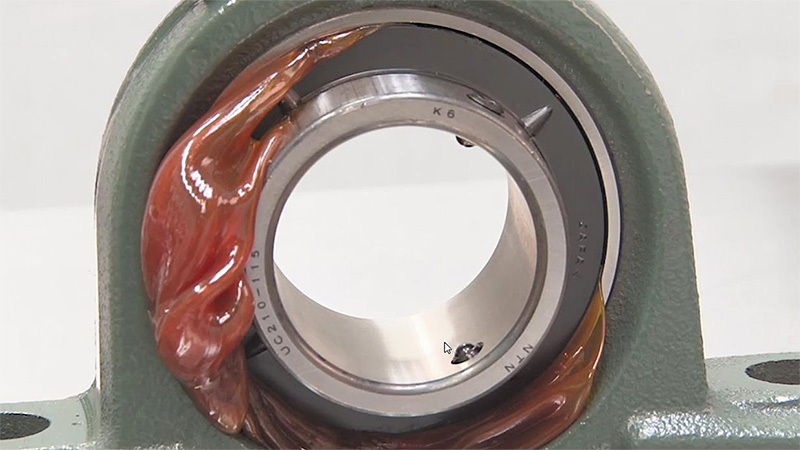 汉克BS-301润滑突破：攻克难成型材料注塑加工难题